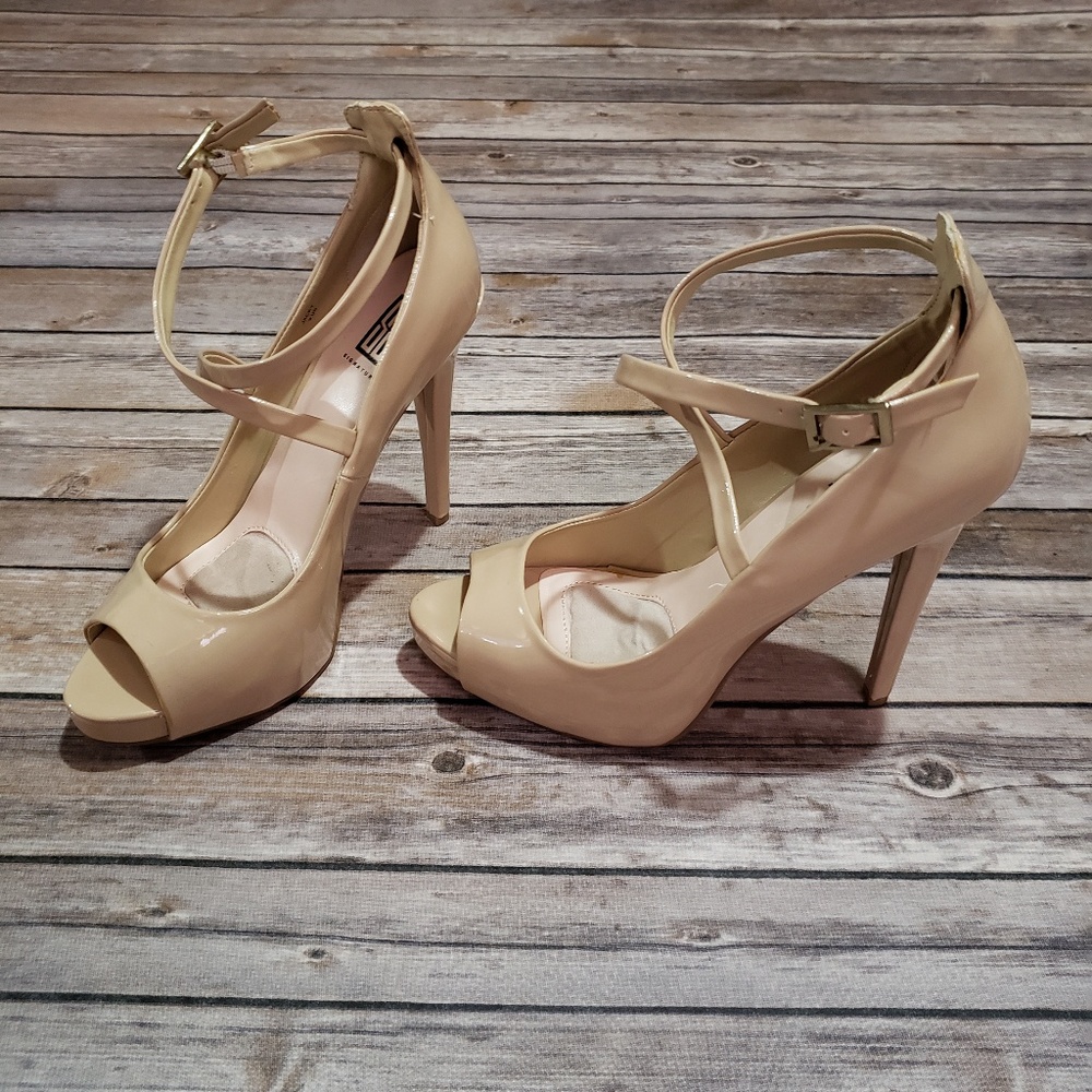 Plateform Nude Pumps